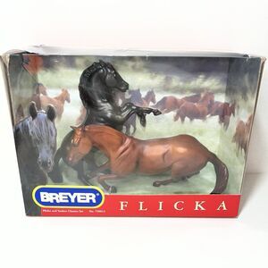 Breyer Classic-sized Flicka & Yankee Set 750013 Box wear